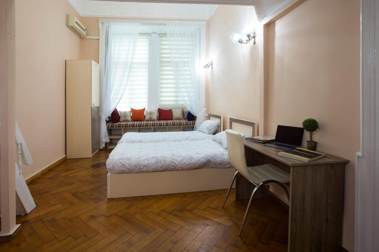 Khamsa Hostel Μπακού Δωμάτιο φωτογραφία
